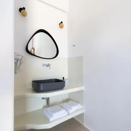 Apartment 28
